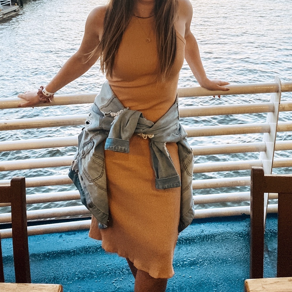 Ribbed cream/light pink midi dress